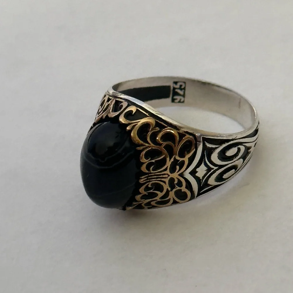 925 Sterling silver ring black stone